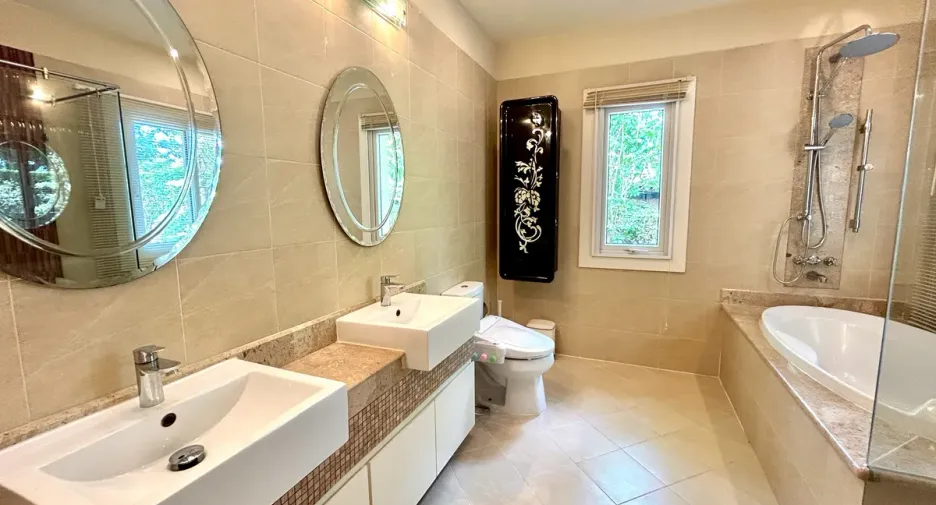For rent and for sale 3 bedrooms house in Jomtien, Pattaya