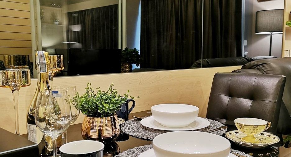 À louer studio condo à Bang Sue, Bangkok