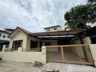 Haus zur Miete mit 3 Zimmer in Mueang Chiang Mai, Chiang Mai