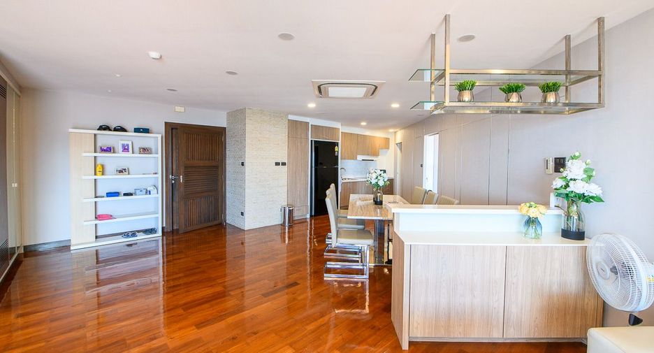 Condo en venta de 3 habitaciones en Bang Lamung, Chonburi