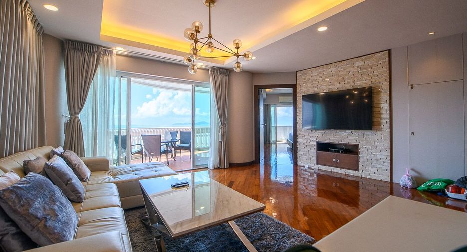 Condo en venta de 3 habitaciones en Bang Lamung, Chonburi