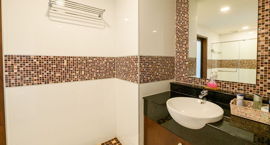 Condo en venta de 3 habitaciones en Bang Lamung, Chonburi