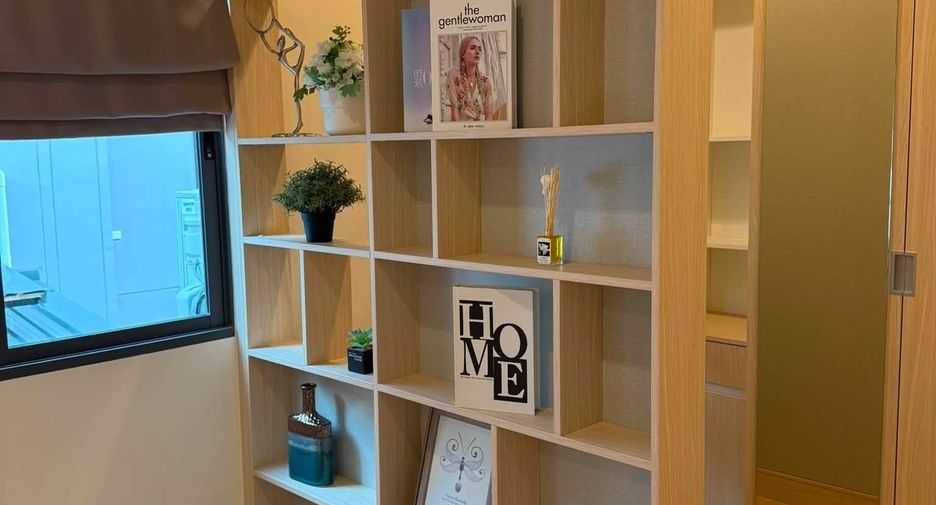 For rent 3 bedrooms townhouse in Prawet, Bangkok