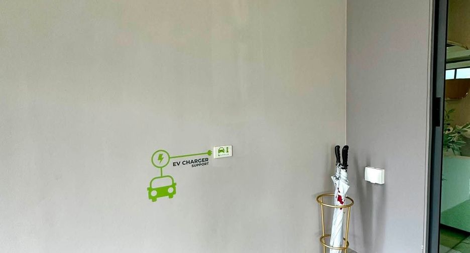 For rent 3 bedrooms townhouse in Prawet, Bangkok