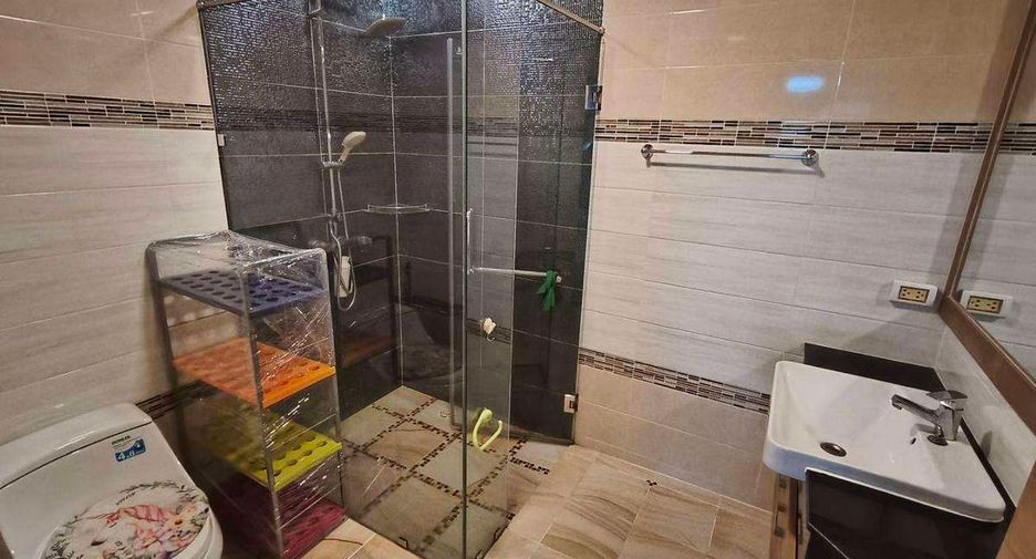 Condo en alquiler de 2 habitaciones en Mueang Chiang Mai, Chiang Mai