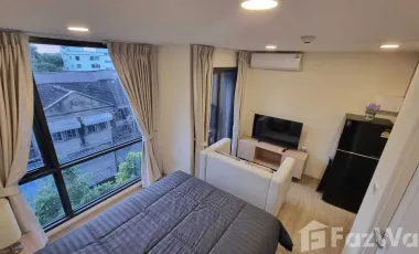 Wohnung zur Miete mit Studio in Phra Khanong, Bangkok