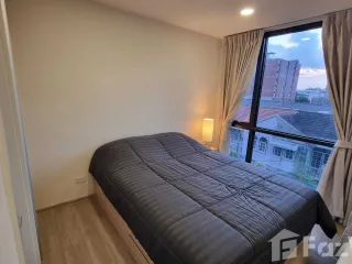 Wohnung zur Miete mit Studio in Phra Khanong, Bangkok