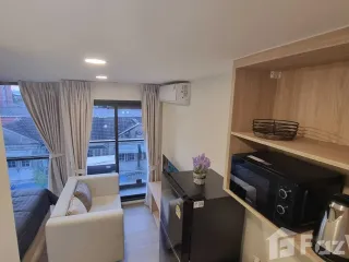 Wohnung zur Miete mit Studio in Phra Khanong, Bangkok