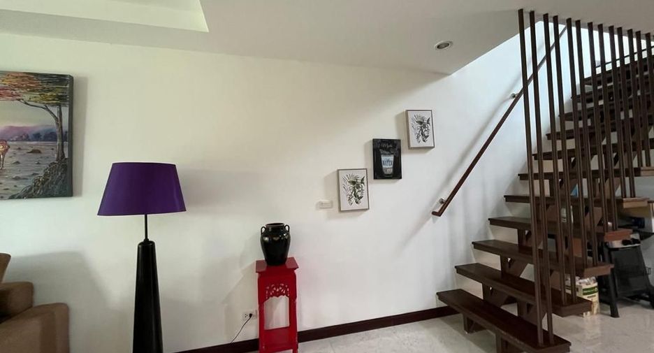 For sale and for rent 3 bedrooms townhouse in Kathu, Phuket