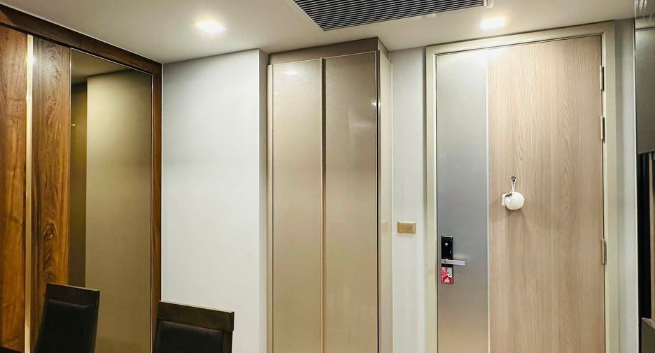 Condo en venta y en alquiler de 1 habitaciones en Huai Khwang, Bangkok
