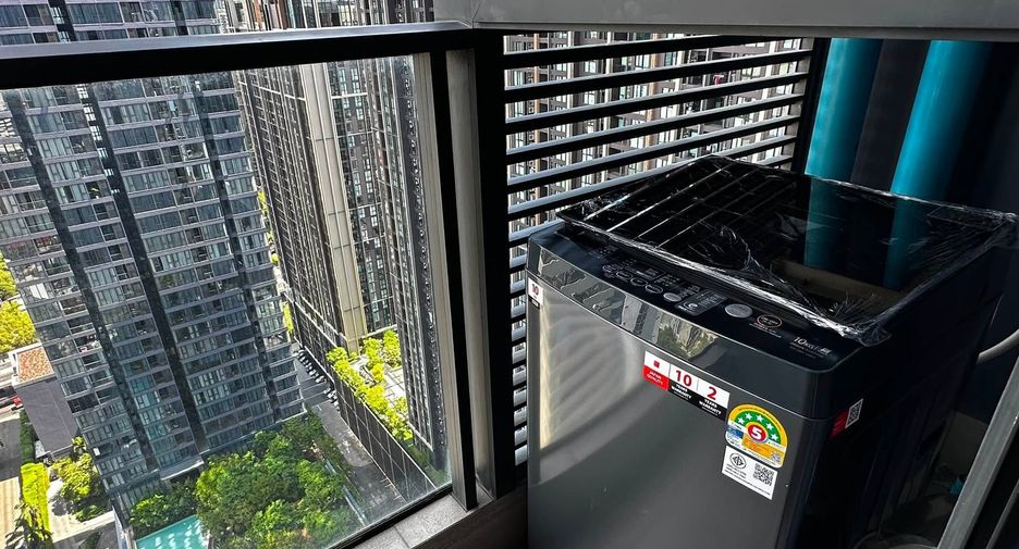 Condo en venta y en alquiler de 1 habitaciones en Huai Khwang, Bangkok