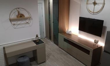 À louer 1 chambre condo à Phra Khanong, Bangkok