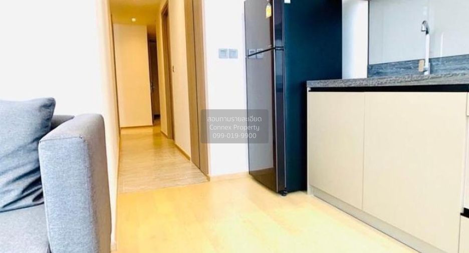 For rent 2 bedrooms condo in Huai Khwang, Bangkok