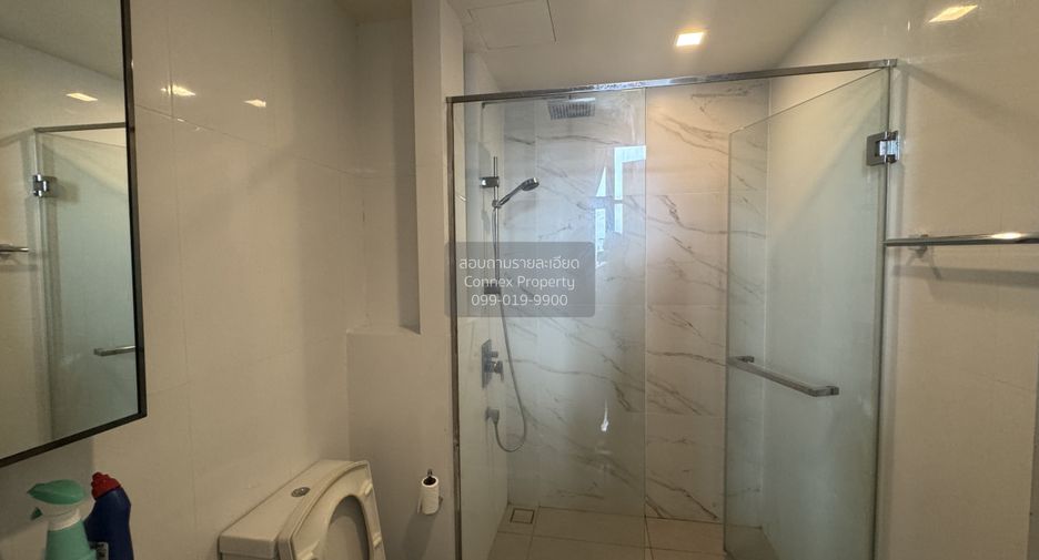 For rent 1 bed condo in Phra Khanong, Bangkok