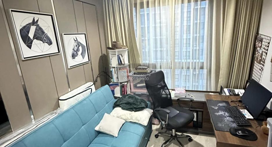 For rent 2 bedrooms condo in Huai Khwang, Bangkok