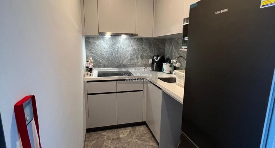 Condo en alquiler de 2 habitaciones en Bang Na, Bangkok