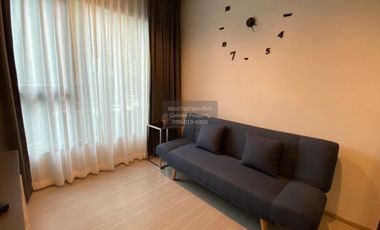 Condo en alquiler de 1 habitaciones en Huai Khwang, Bangkok