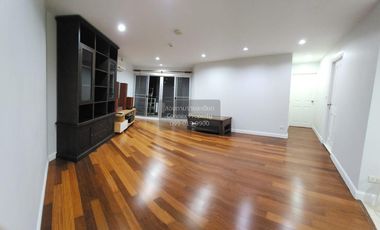 Wohnung zur Miete mit 2 Zimmer in Yan Nawa, Bangkok