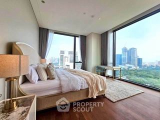 Condo en alquiler y en venta de 5 habitaciones en Pathum Wan, Bangkok