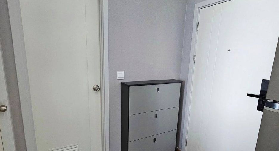 For sale 2 bedrooms condo in Bang Kapi, Bangkok