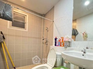 Casa en venta de 4 habitaciones en Thung Khru, Bangkok