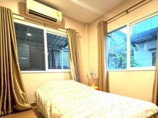 Casa en venta de 4 habitaciones en Thung Khru, Bangkok