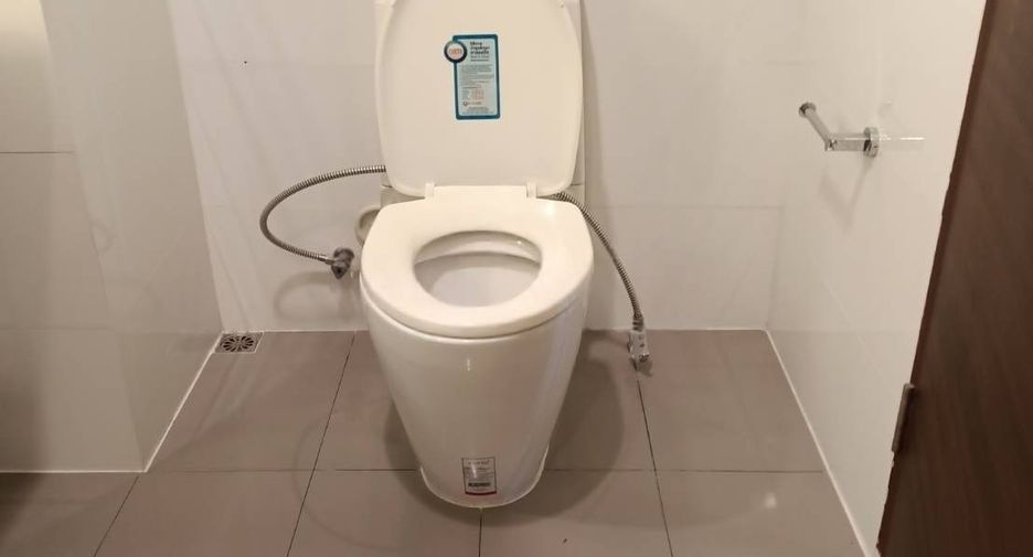 À vendre 1 chambre condo à Huai Khwang, Bangkok