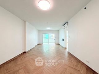 For sale 2 bedrooms condo in Chatuchak, Bangkok