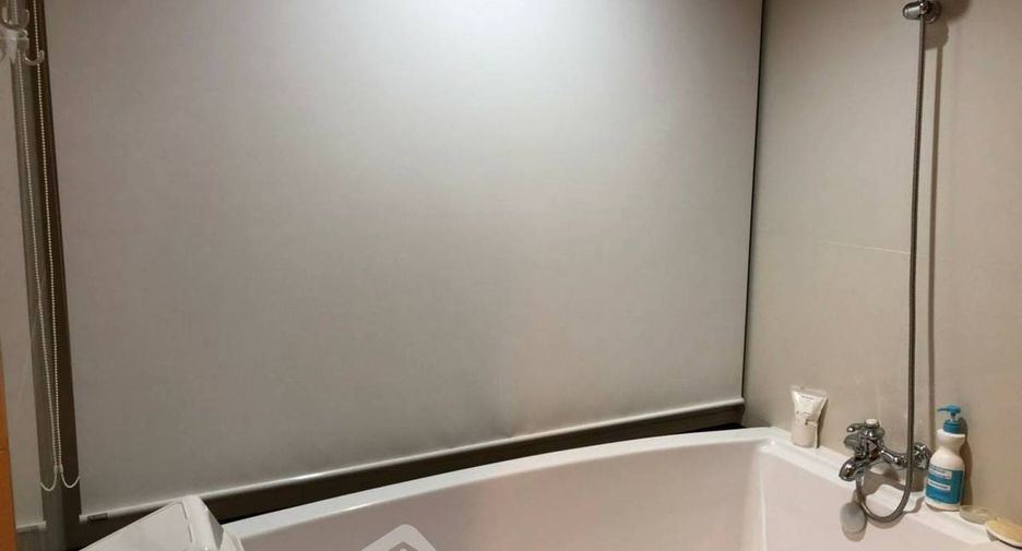 Wohnung zur Miete mit 1 Zimmer in Pathum Wan, Bangkok