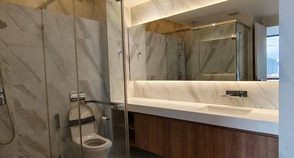 For rent 1 Beds condo in Khlong Toei, Bangkok