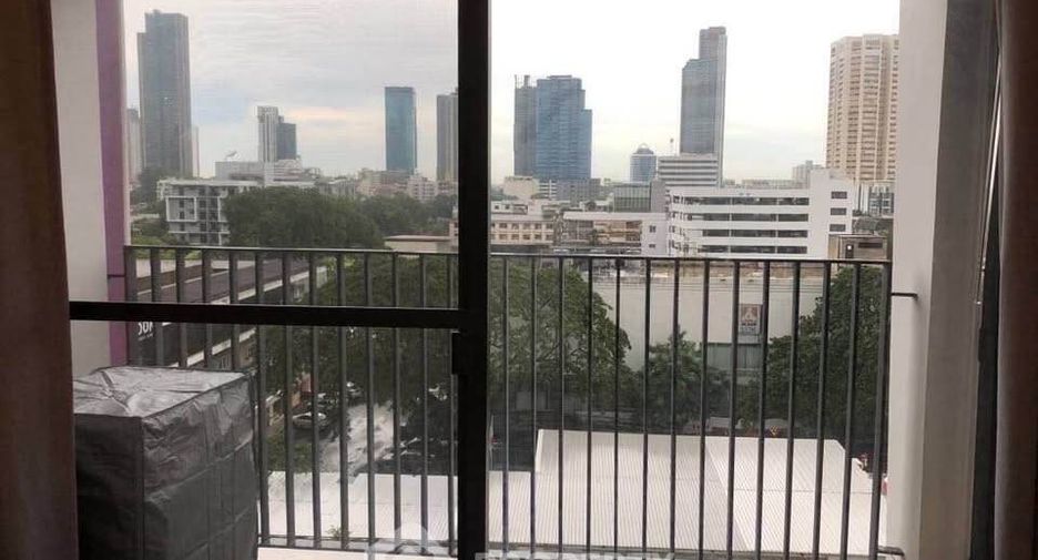 For rent 1 Beds condo in Watthana, Bangkok