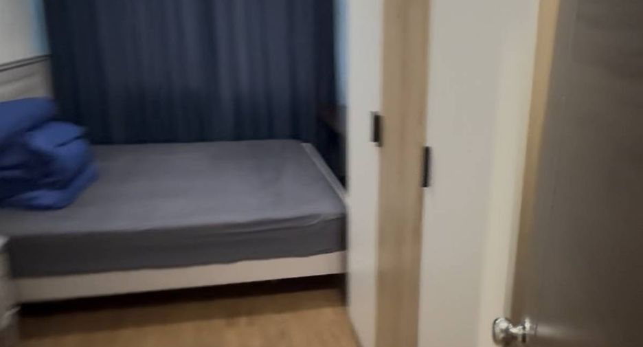 For rent 2 bedrooms condo in Huai Khwang, Bangkok