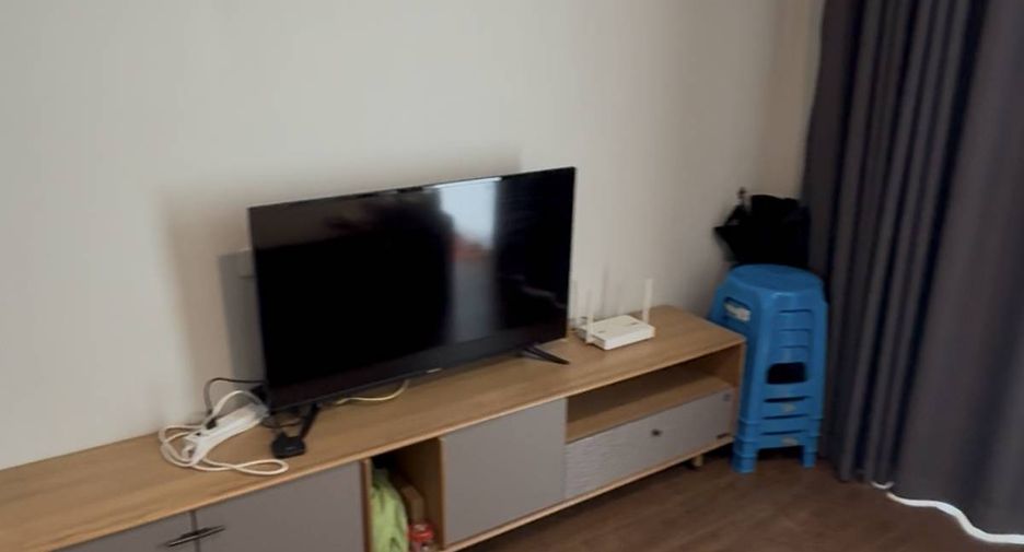 For rent 2 bedrooms condo in Huai Khwang, Bangkok