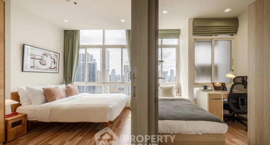 For rent 2 bedrooms condo in Phra Khanong, Bangkok