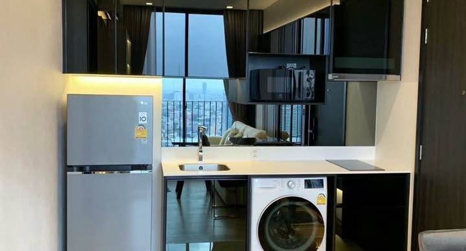 À louer 1 chambre condo à Phaya Thai, Bangkok