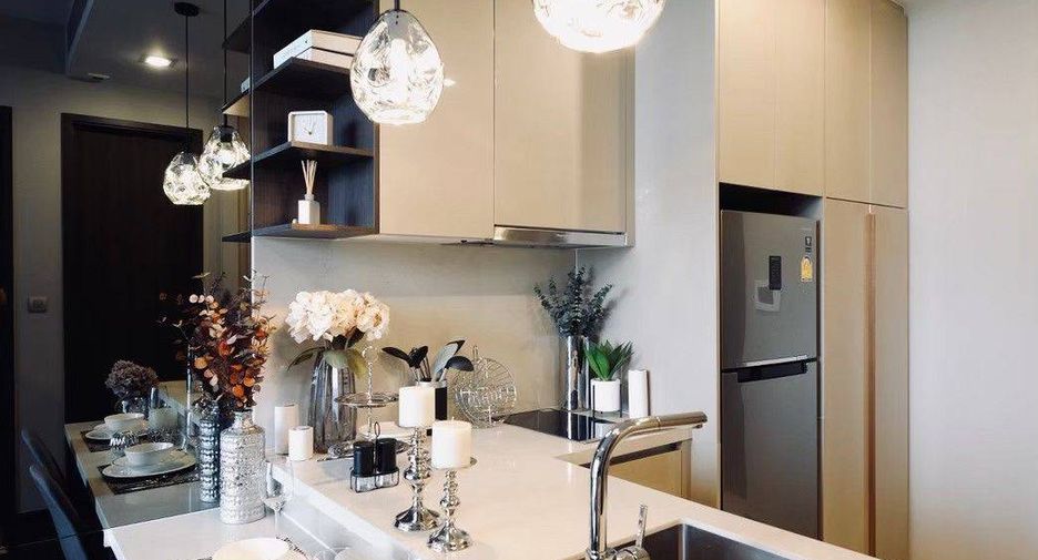For rent 1 bed condo in Khlong Toei, Bangkok