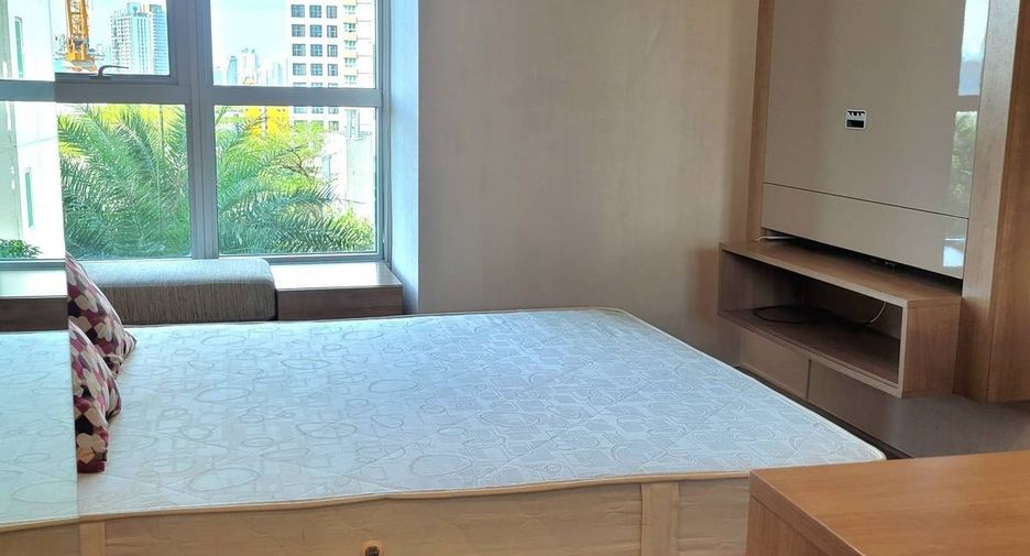 For rent 1 Beds condo in Phra Khanong, Bangkok