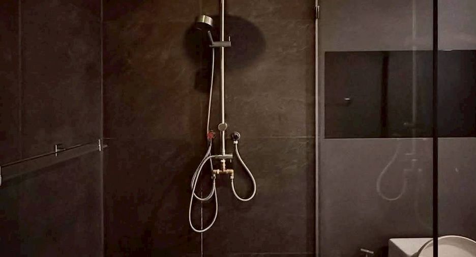 For rent 2 ベッドルーム condo in Phra Khanong, Bangkok