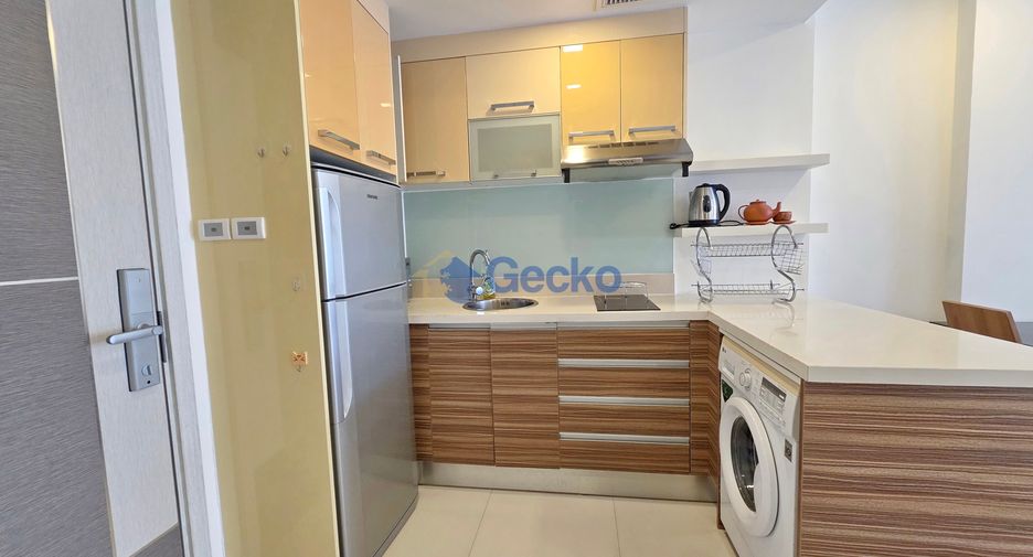 For rent 2 bedrooms condo in Bang Lamung, Chonburi