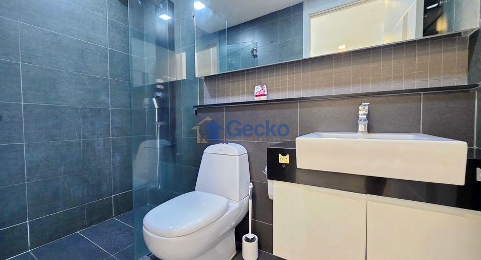 For rent 2 bedrooms condo in Bang Lamung, Chonburi