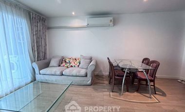For rent 2 bedrooms condo in Din Daeng, Bangkok