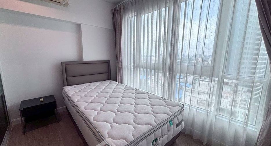 For rent 2 bedrooms condo in Din Daeng, Bangkok