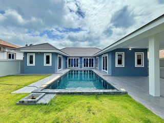 Casa en venta de 4 habitaciones en Bang Lamung, Chonburi