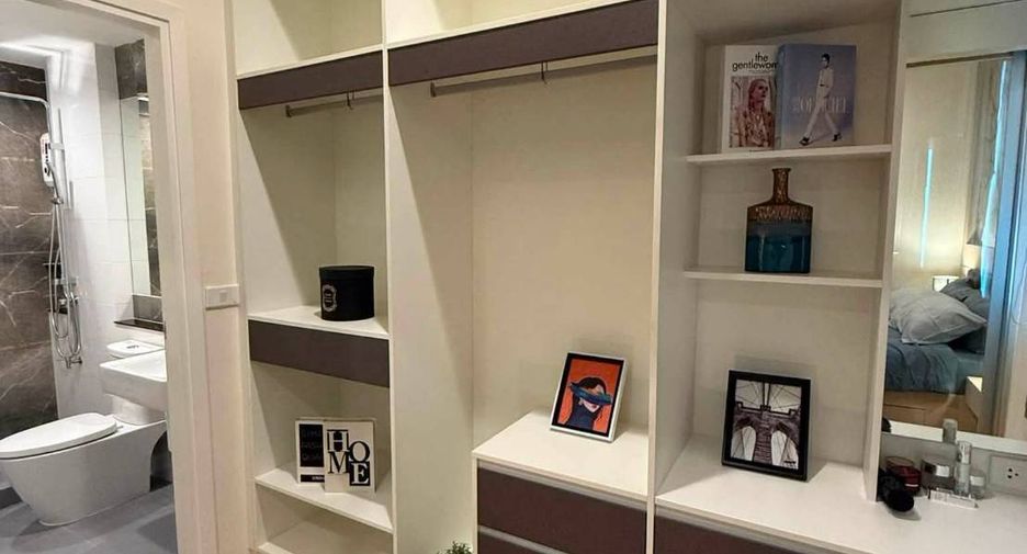 For rent 3 bedrooms townhouse in Prawet, Bangkok