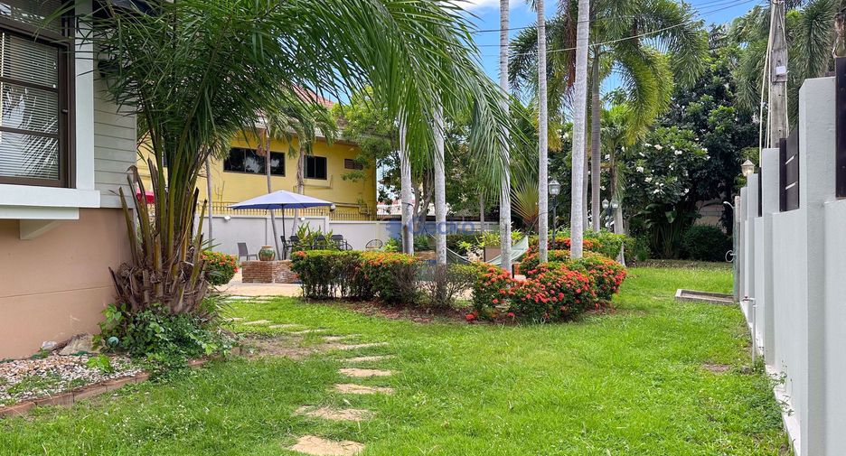 For rent 4 bedrooms house in Bang Lamung, Chonburi