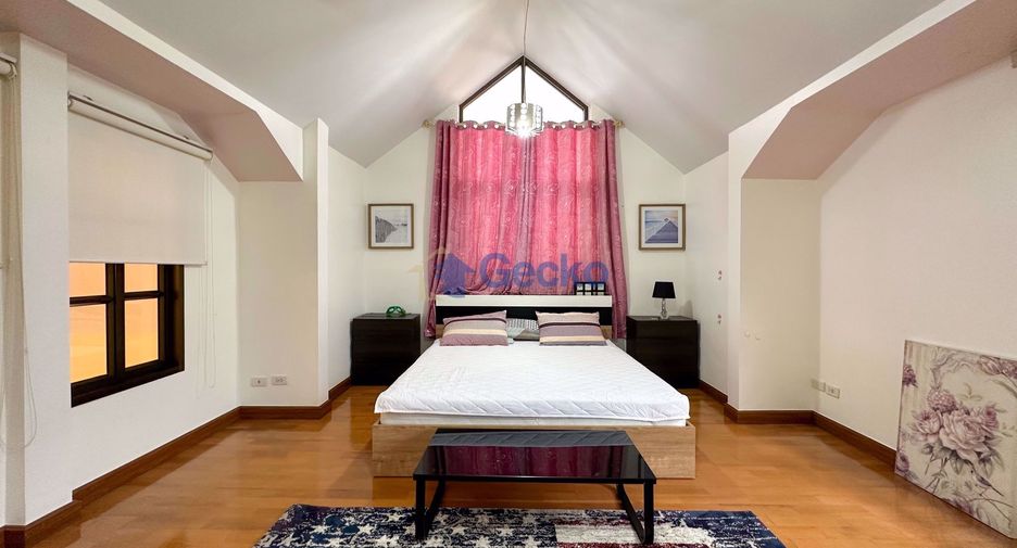 For rent 4 bedrooms house in Bang Lamung, Chonburi