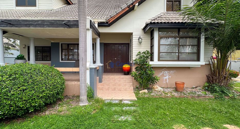 For rent 4 bedrooms house in Bang Lamung, Chonburi