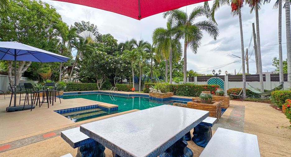 For rent 4 bedrooms house in Bang Lamung, Chonburi