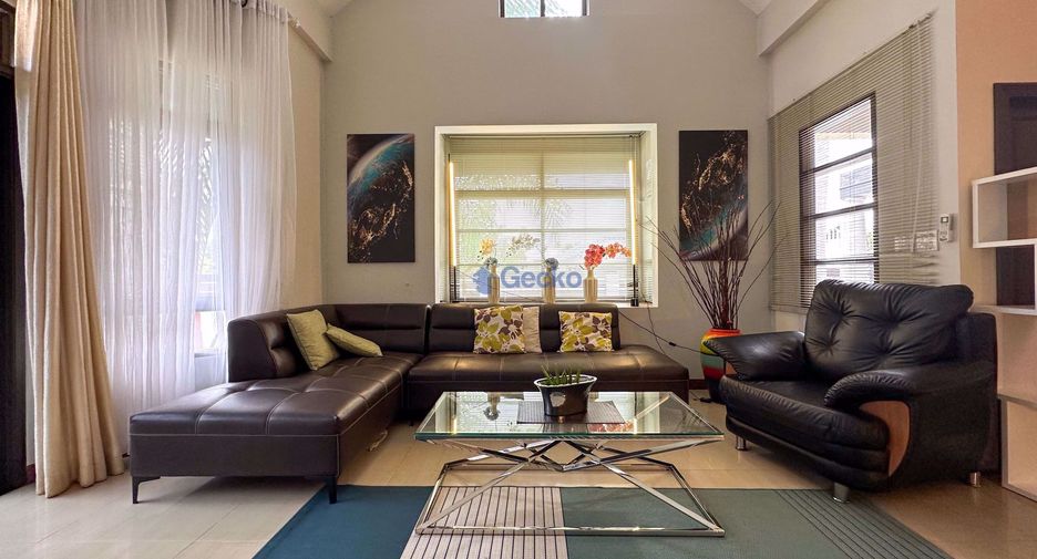 For rent 4 bedrooms house in Bang Lamung, Chonburi