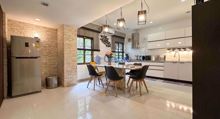 For rent 4 bedrooms house in Bang Lamung, Chonburi